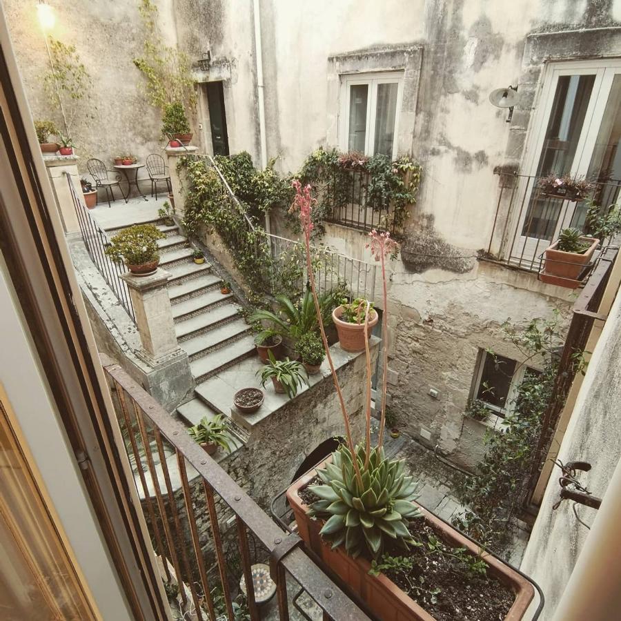 מודיקה Palazzo Il Cavaliere B&B De Charme מראה חיצוני תמונה