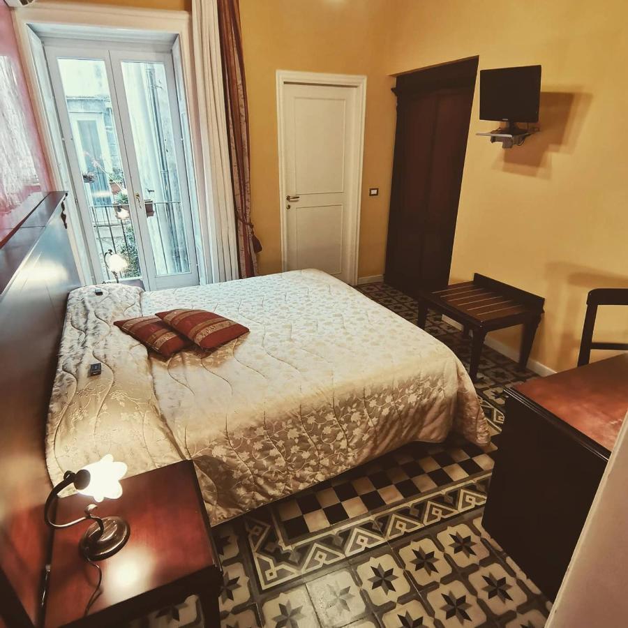 מודיקה Palazzo Il Cavaliere B&B De Charme מראה חיצוני תמונה