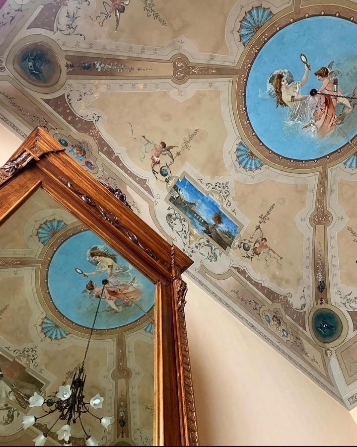 מודיקה Palazzo Il Cavaliere B&B De Charme מראה חיצוני תמונה