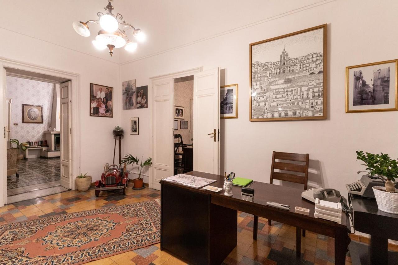 מודיקה Palazzo Il Cavaliere B&B De Charme מראה חיצוני תמונה