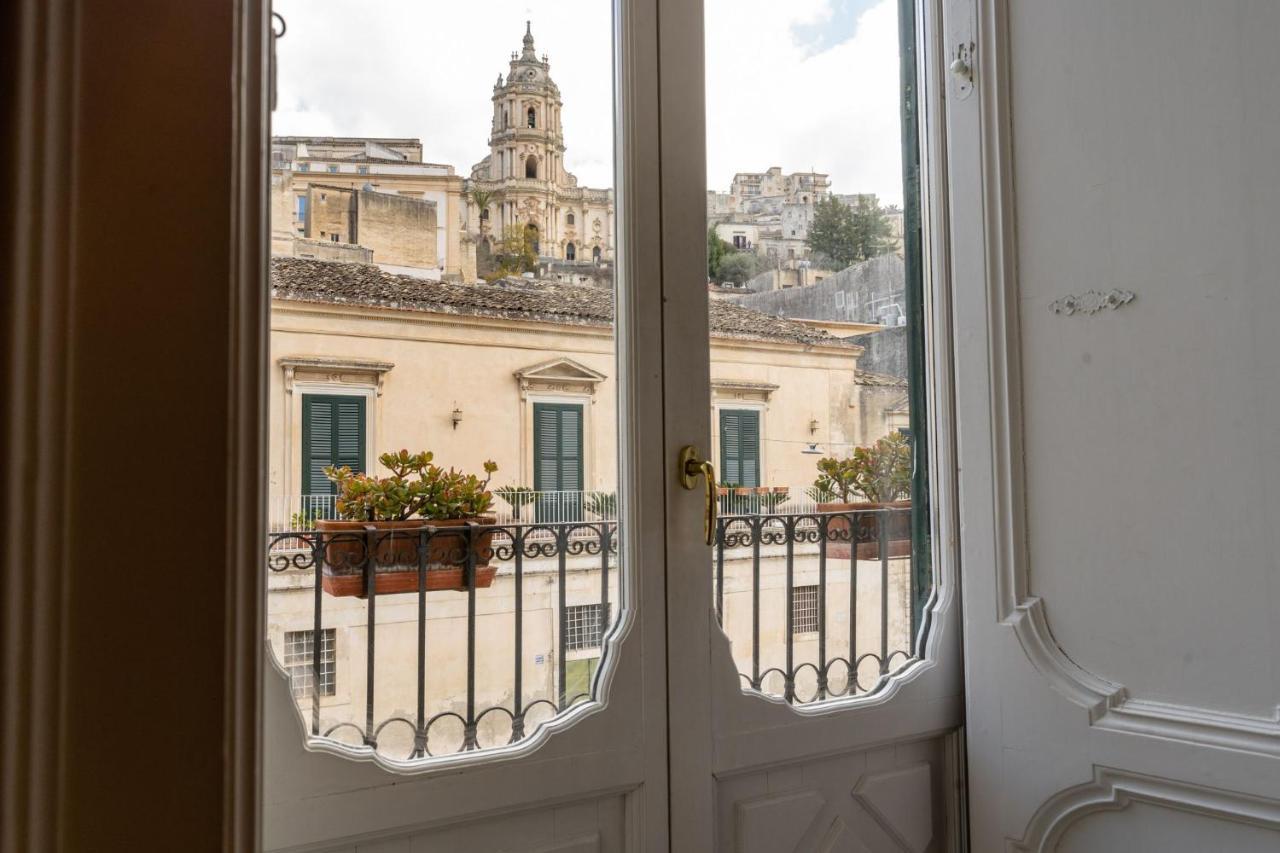 מודיקה Palazzo Il Cavaliere B&B De Charme מראה חיצוני תמונה