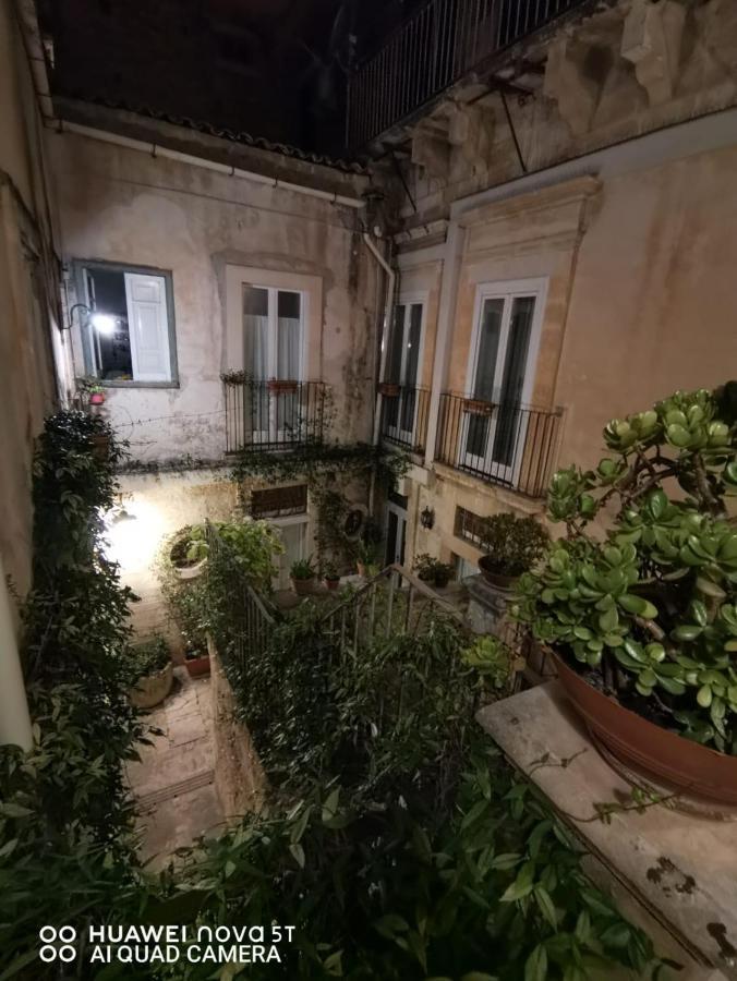 מודיקה Palazzo Il Cavaliere B&B De Charme מראה חיצוני תמונה