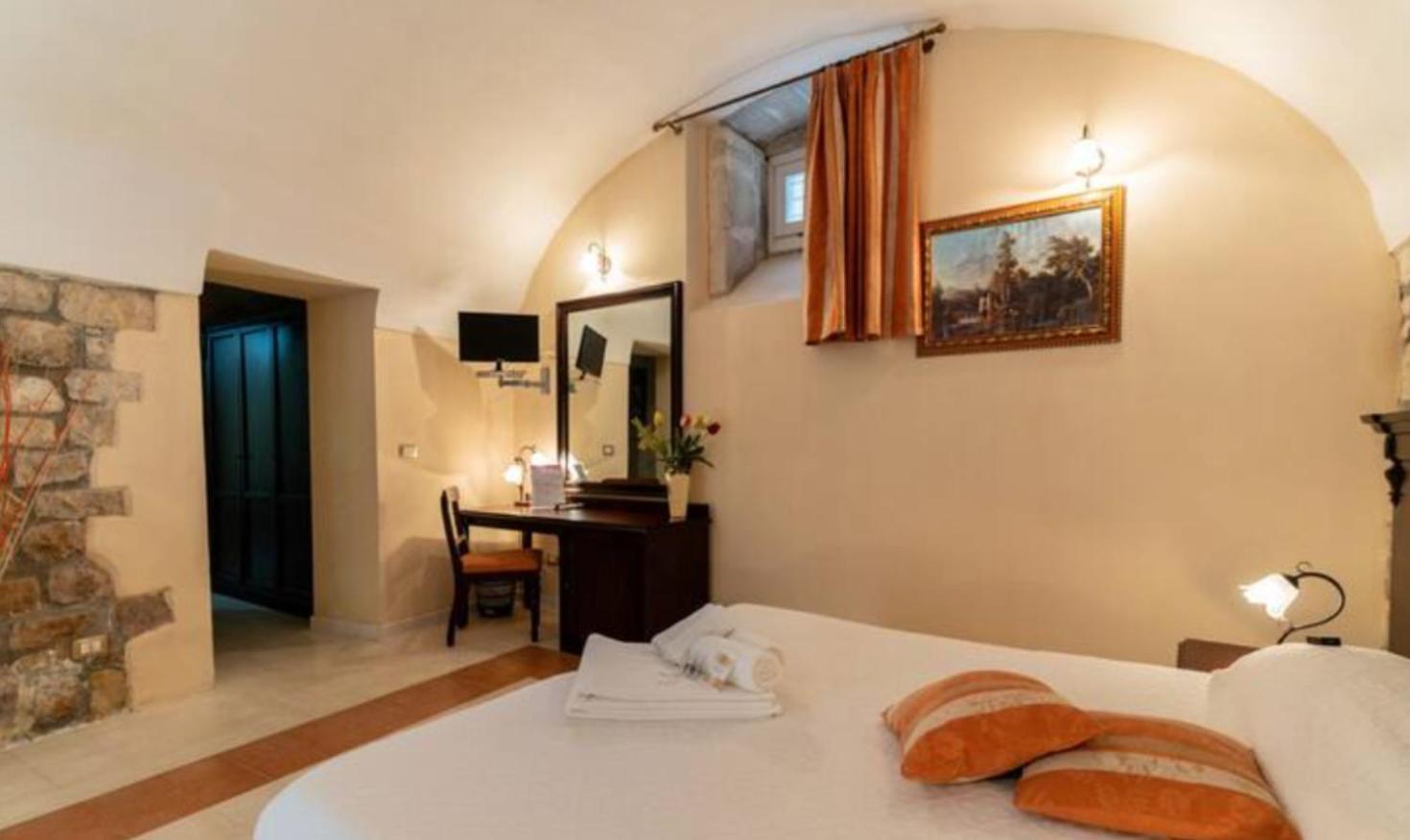 מודיקה Palazzo Il Cavaliere B&B De Charme מראה חיצוני תמונה