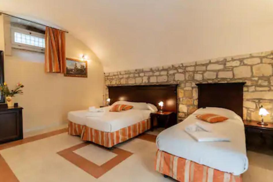 מודיקה Palazzo Il Cavaliere B&B De Charme מראה חיצוני תמונה